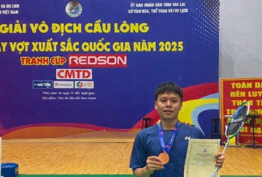 TIẾC THƯƠNG TÀI NĂNG TRẺ NGUYỄN ĐỨC HỒNG PHÚC